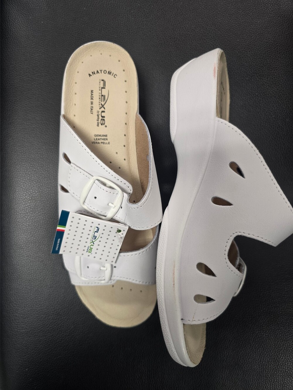 NWT Flexus White Women's Anatomic Leather Slide Sandals
